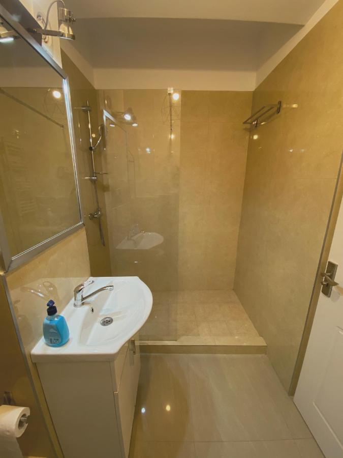 Royal Reed Apartments Navodari Dış mekan fotoğraf