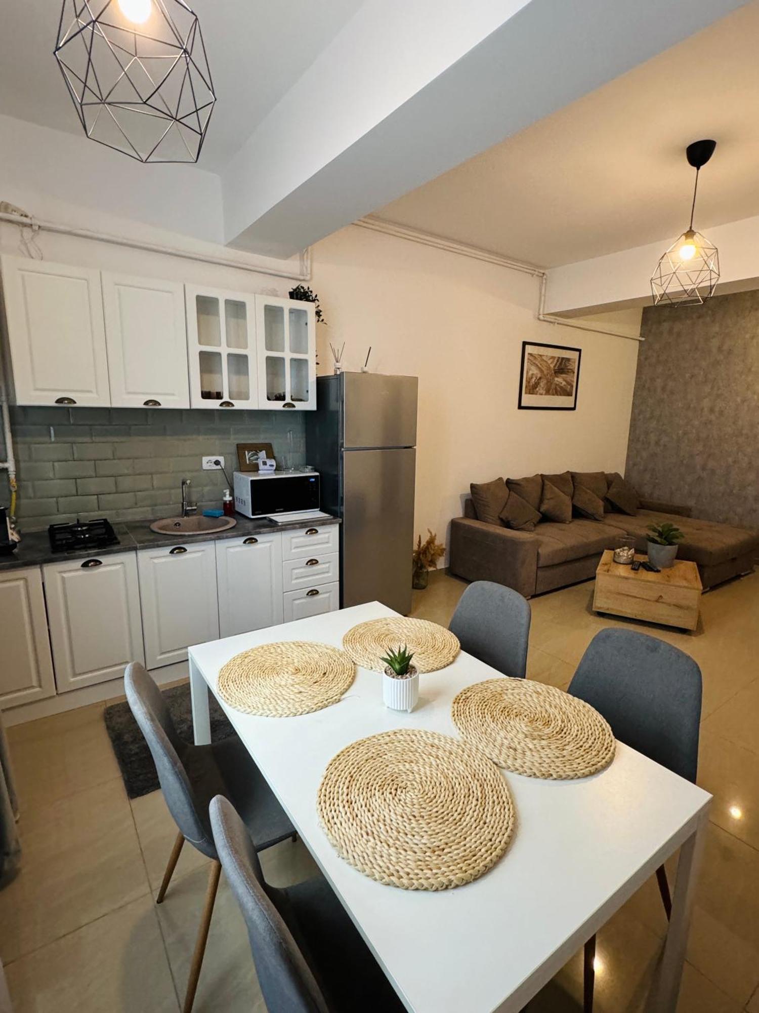 Royal Reed Apartments Navodari Dış mekan fotoğraf